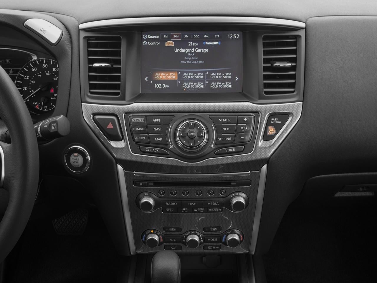 2018 Nissan Pathfinder 4x4 SV