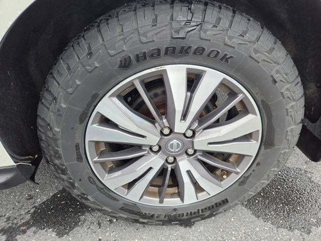 2017 Nissan Pathfinder 4x4 SV