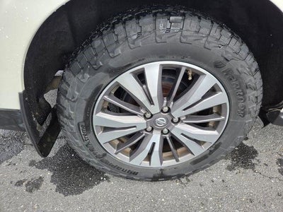 2017 Nissan Pathfinder 4x4 SV