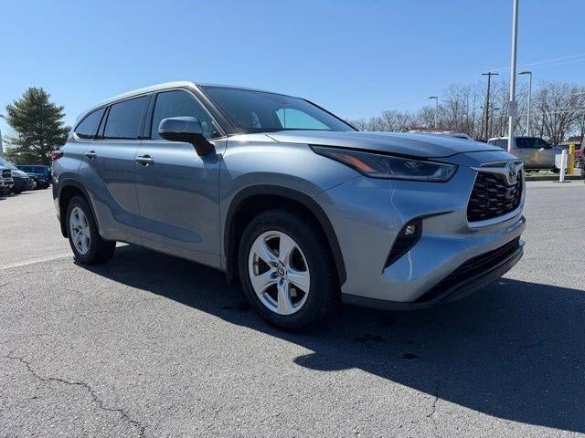 2021 Toyota Highlander LE AWD (SE)
