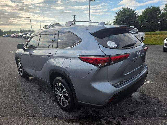 2021 Toyota Highlander XLE AWD (Natl)