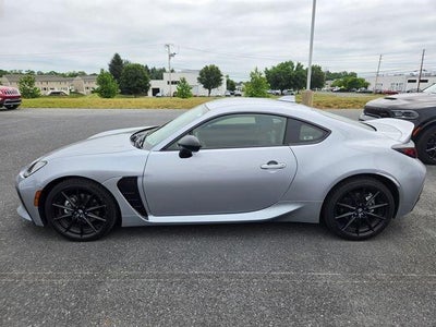 2023 Toyota GR86 Premium Manual (Natl)