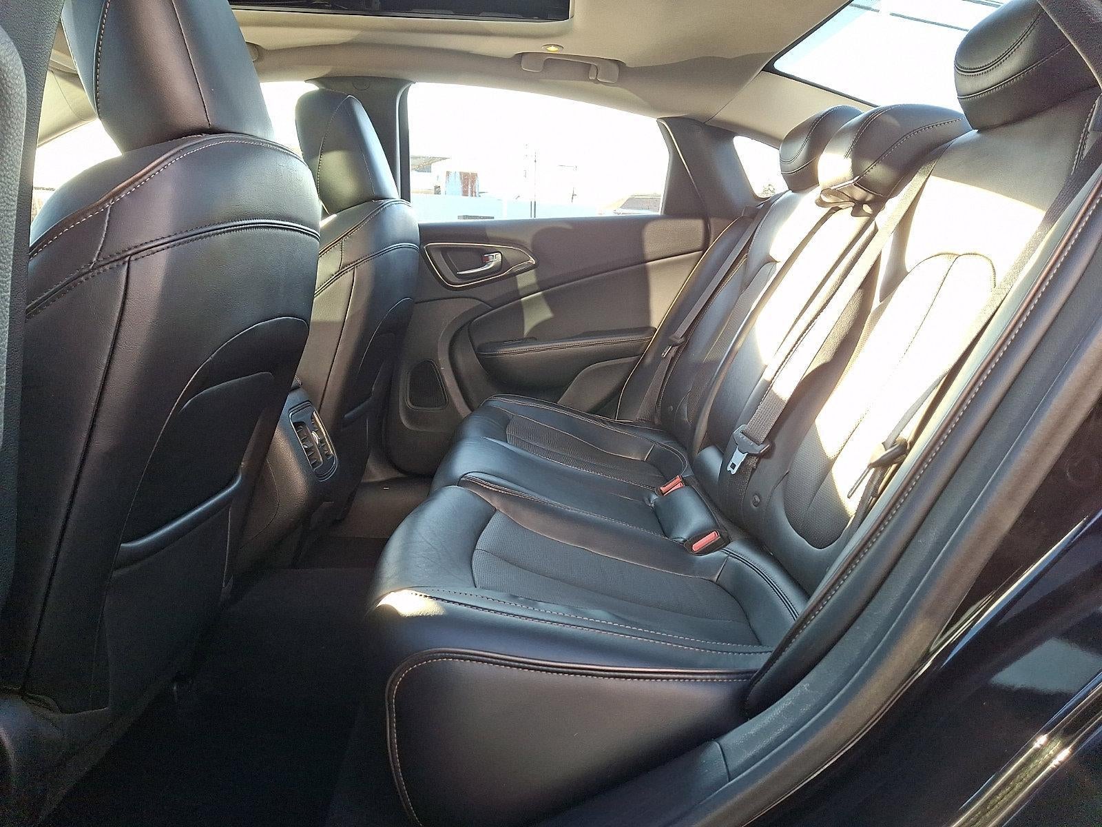 2015 Chrysler 200 4dr Sdn C AWD