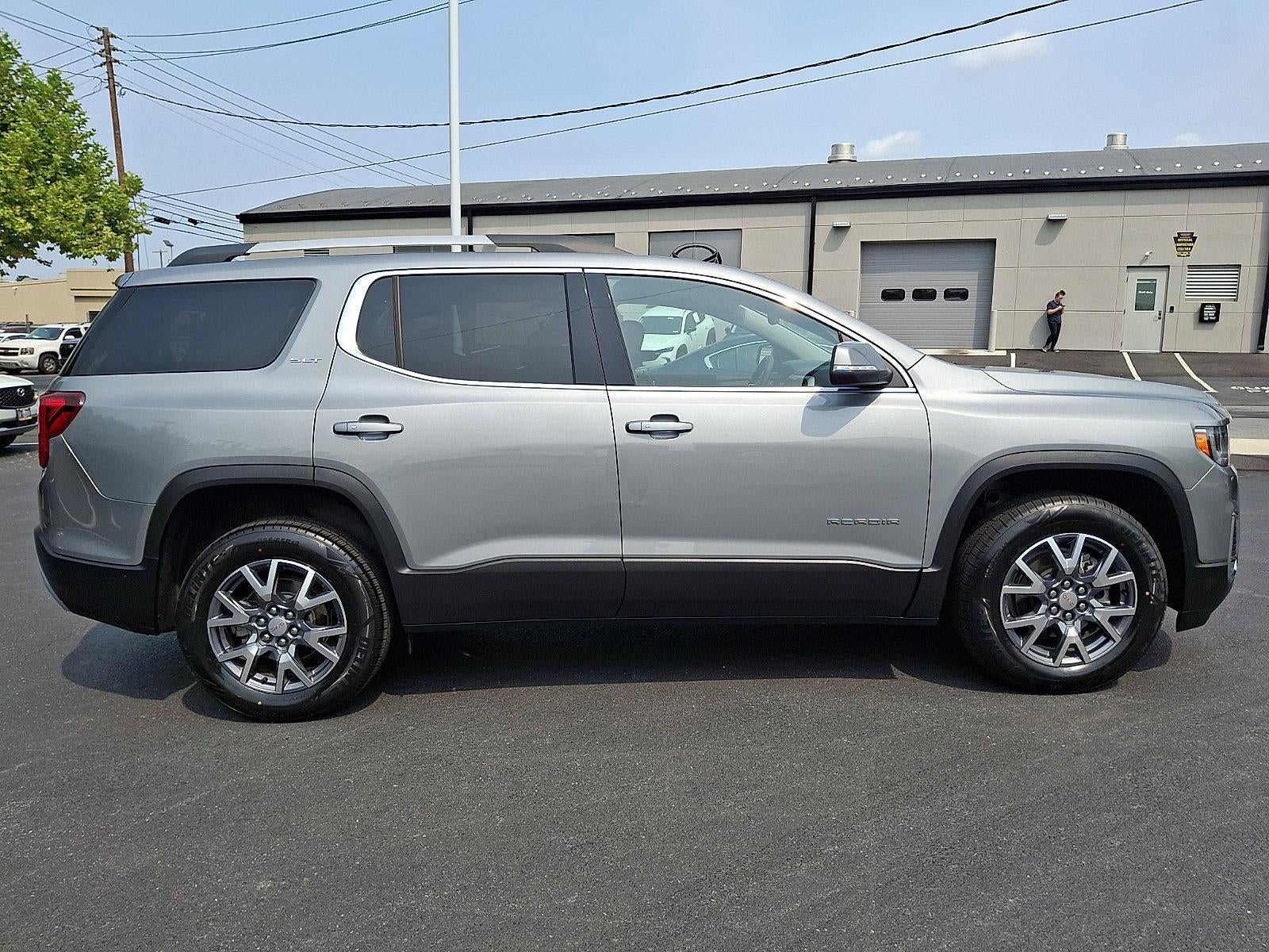 2023 GMC Acadia AWD SLT