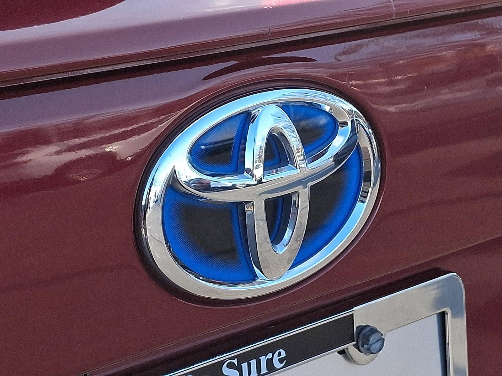 2019 Toyota RAV4 Hybrid LE AWD (Natl)