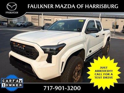 2024 Toyota Tacoma 2WD 2WD SR Double Cab 5' Bed AT (GS)