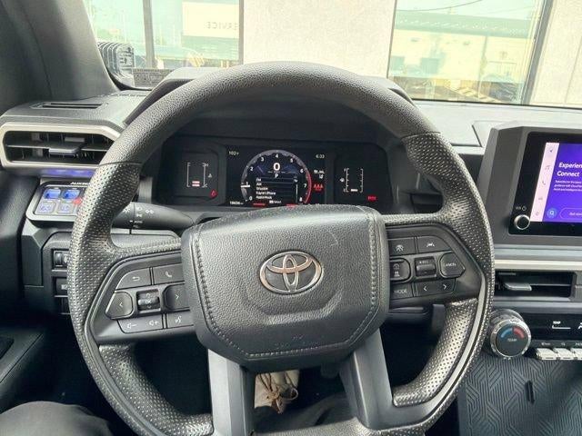 2024 Toyota Tacoma 2WD 2WD SR Double Cab 5' Bed AT (GS)