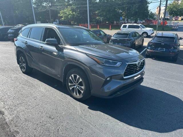 2021 Toyota Highlander Hybrid XLE AWD (Natl)