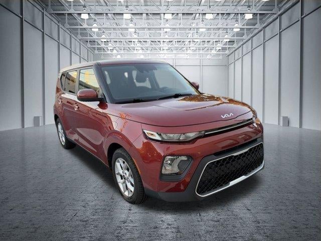 2022 Kia Soul LX IVT