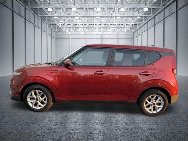 2022 Kia Soul LX IVT