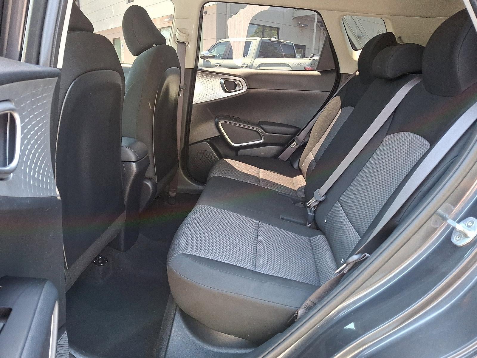 2022 Kia Soul LX IVT