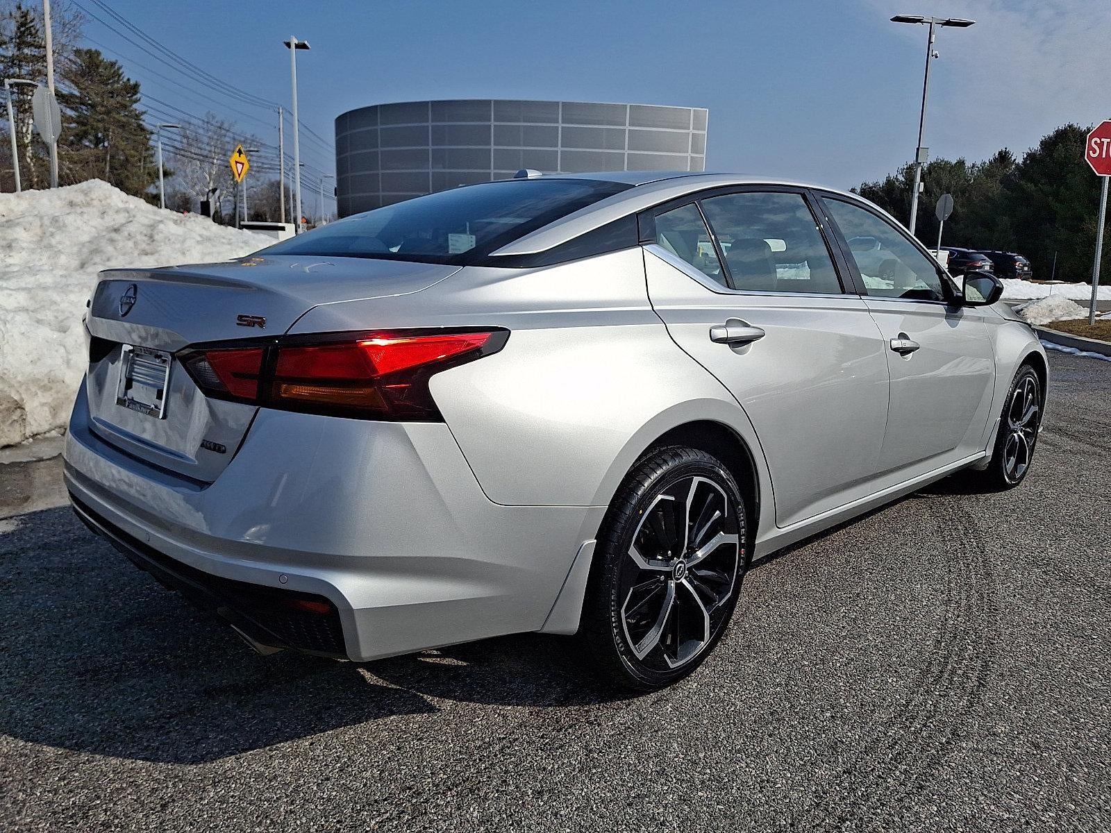 2024 Nissan Altima 2.5 SR AWD Sedan