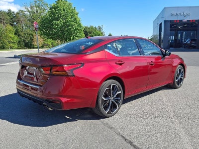 2023 Nissan Altima SR