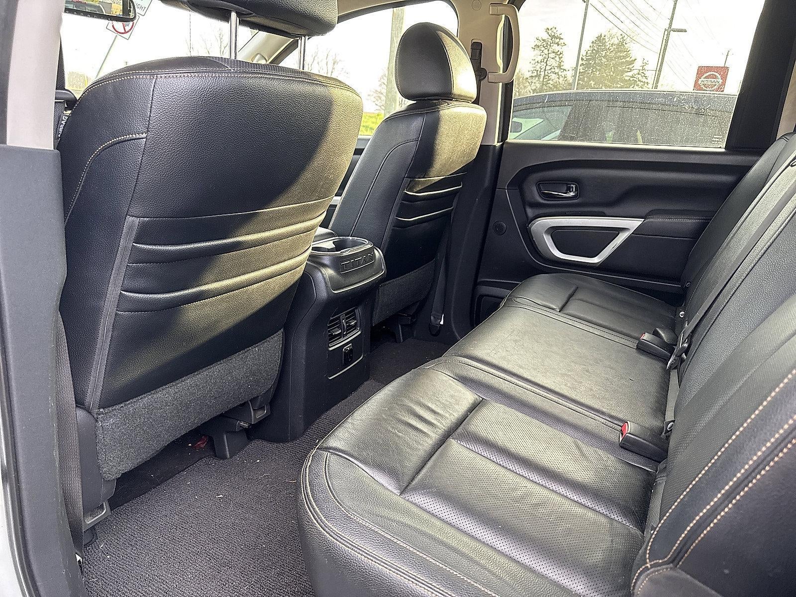 2017 Nissan TITAN Crew Cab SL