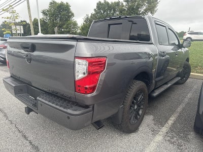 2019 Nissan Titan 4x4 Crew Cab SV