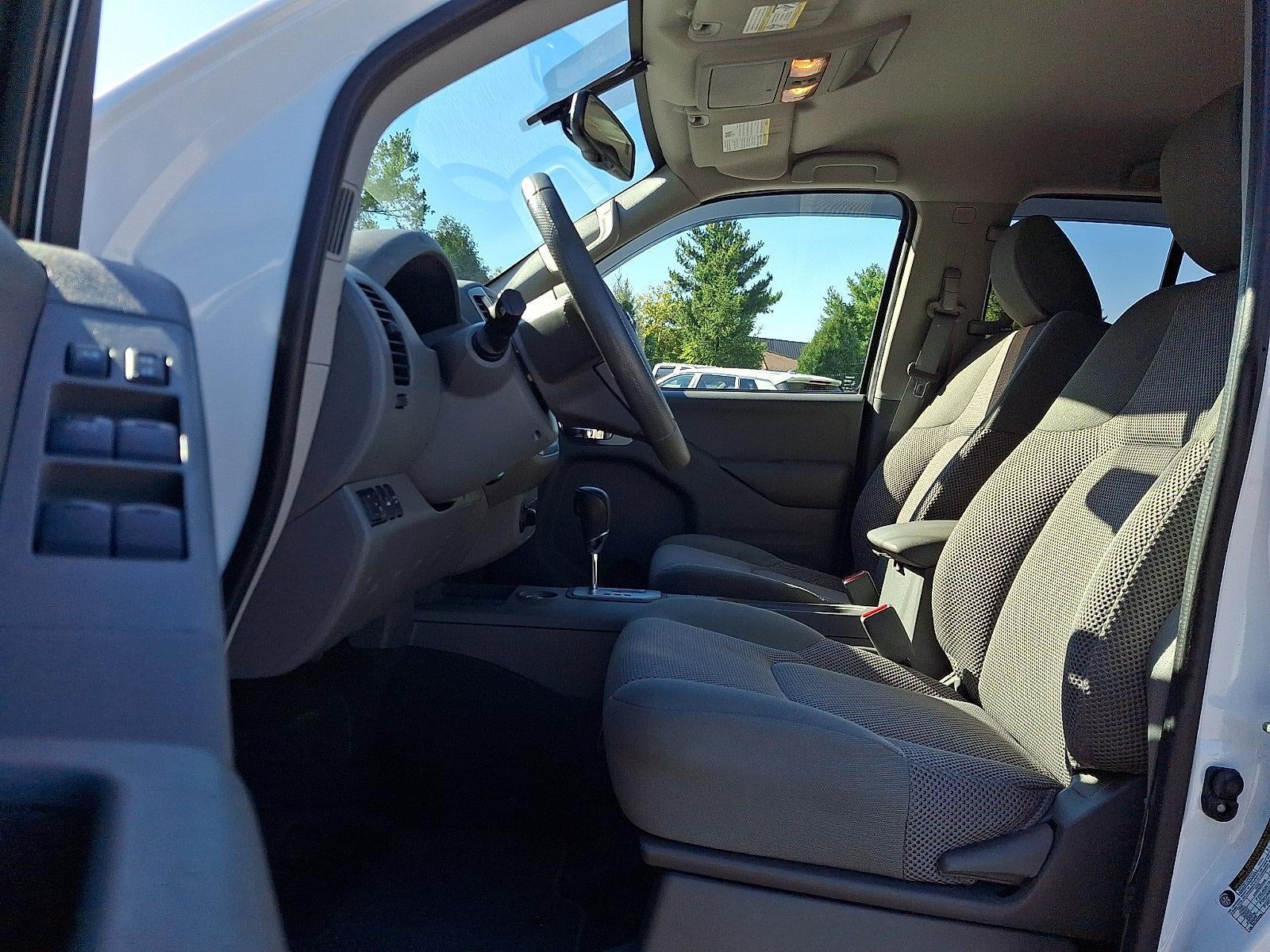 2020 Nissan Frontier Crew Cab 4x4 SV Auto