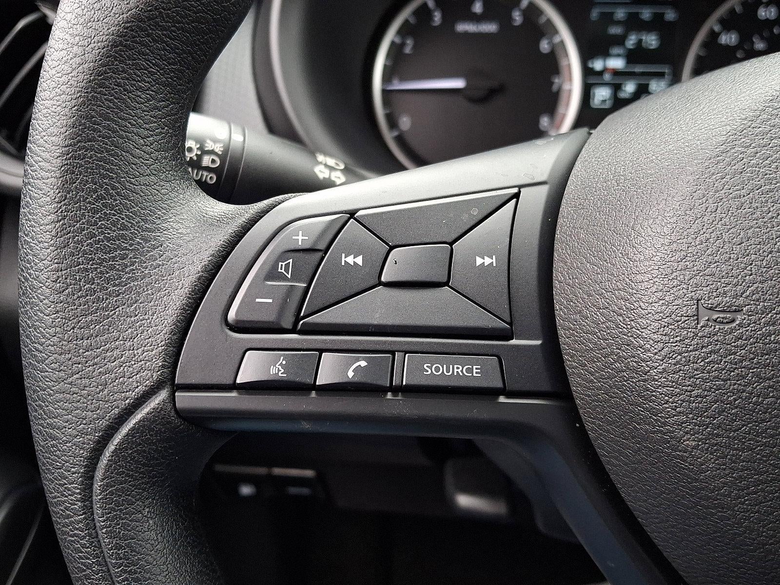 2025 Nissan Kicks Play S FWD