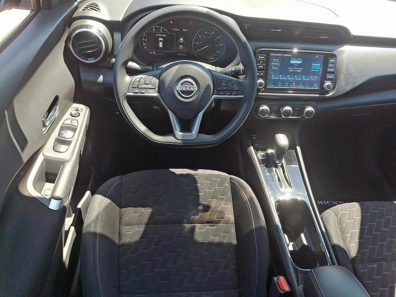 2023 Nissan Kicks SV