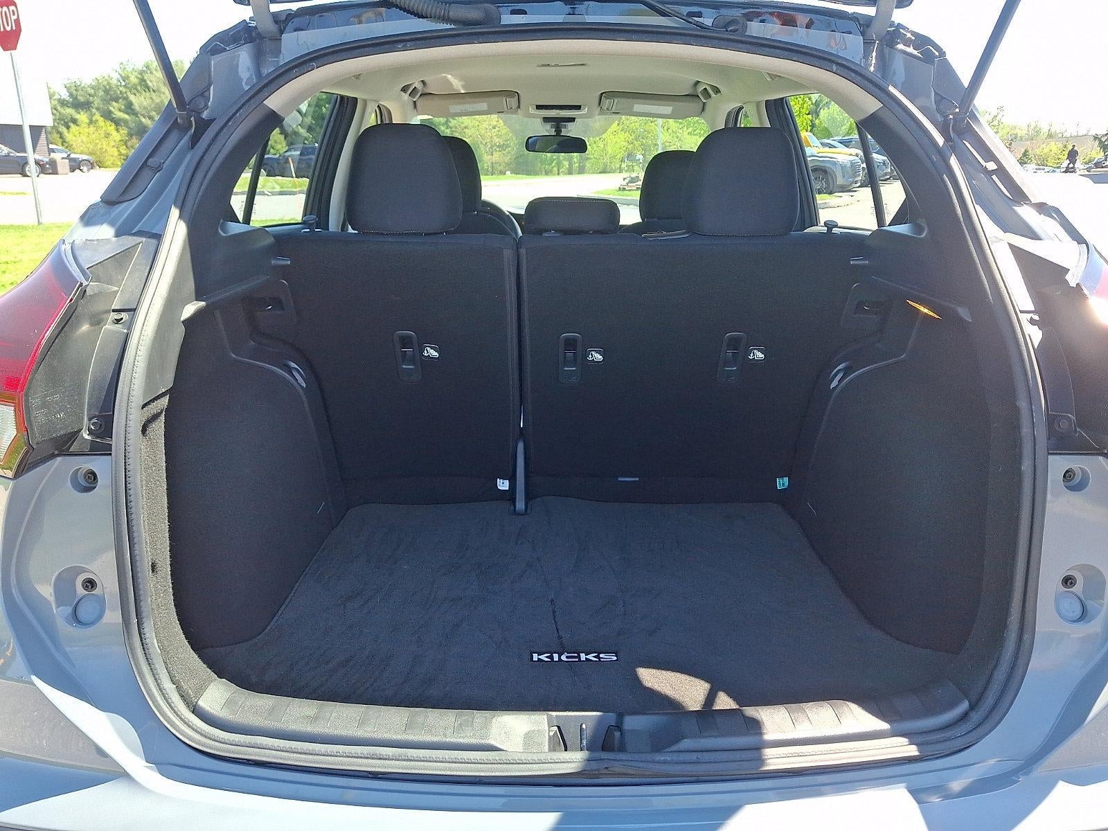 2023 Nissan Kicks SV