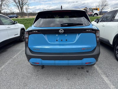 2025 Nissan Kicks SR