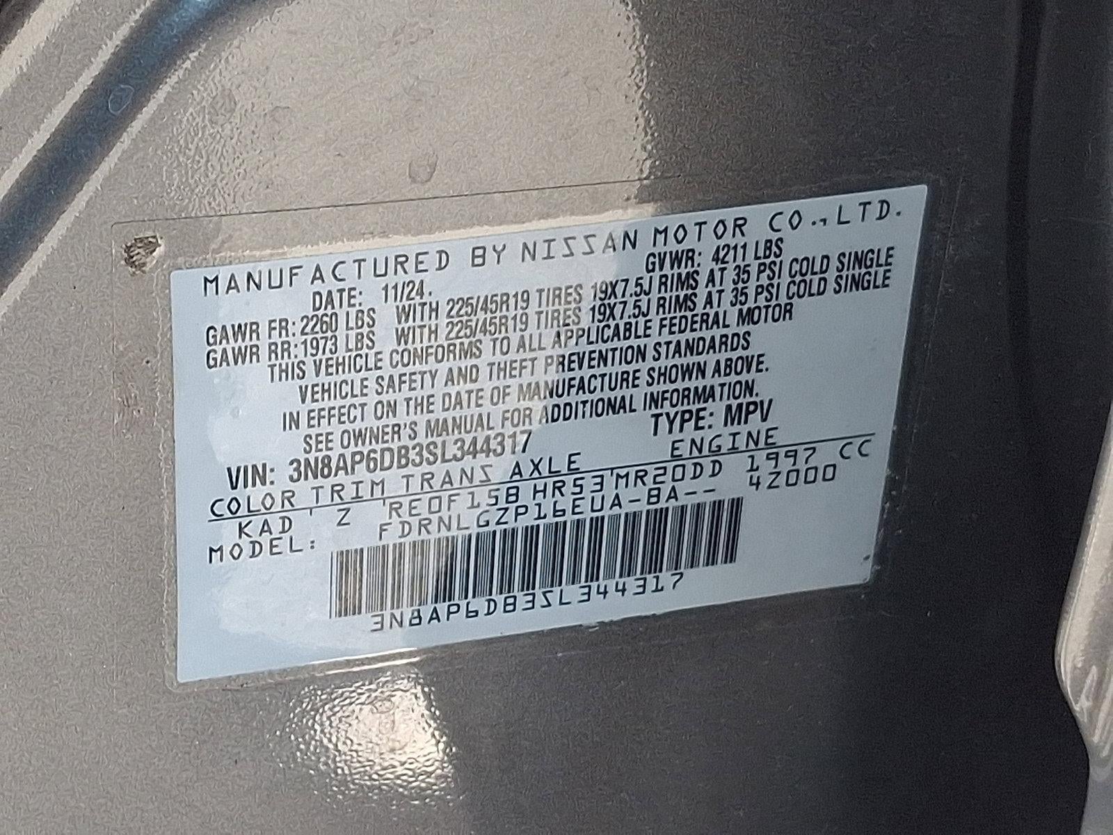 2025 Nissan Kicks SR