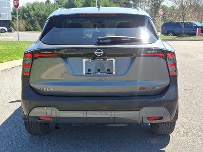 2025 Nissan Kicks SR