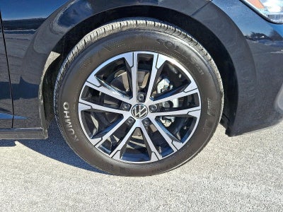 2024 Volkswagen Jetta Sport Auto