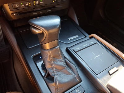 2021 Lexus ES 300h FWD