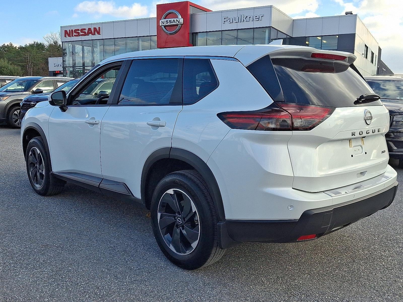 2025 Nissan Rogue SV