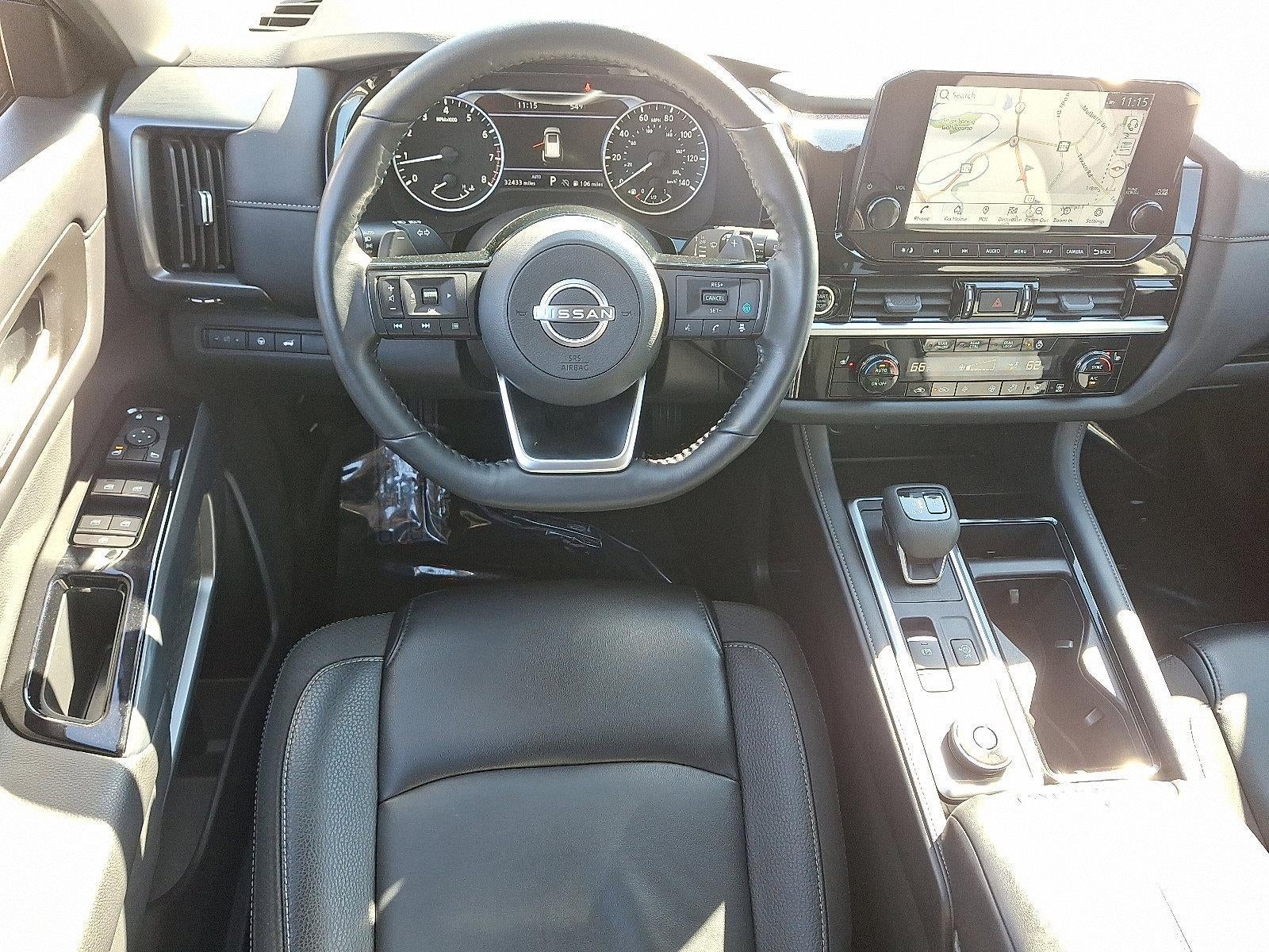 2024 Nissan Pathfinder SL