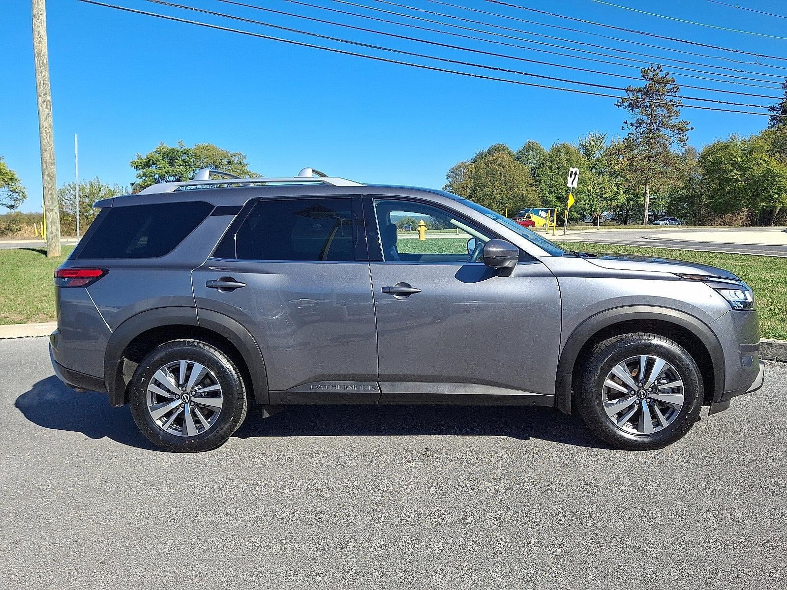 2024 Nissan Pathfinder SL