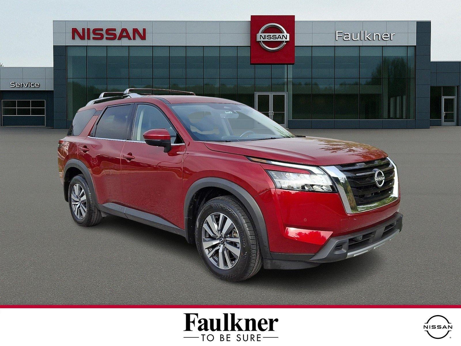 2024 Nissan Pathfinder SL