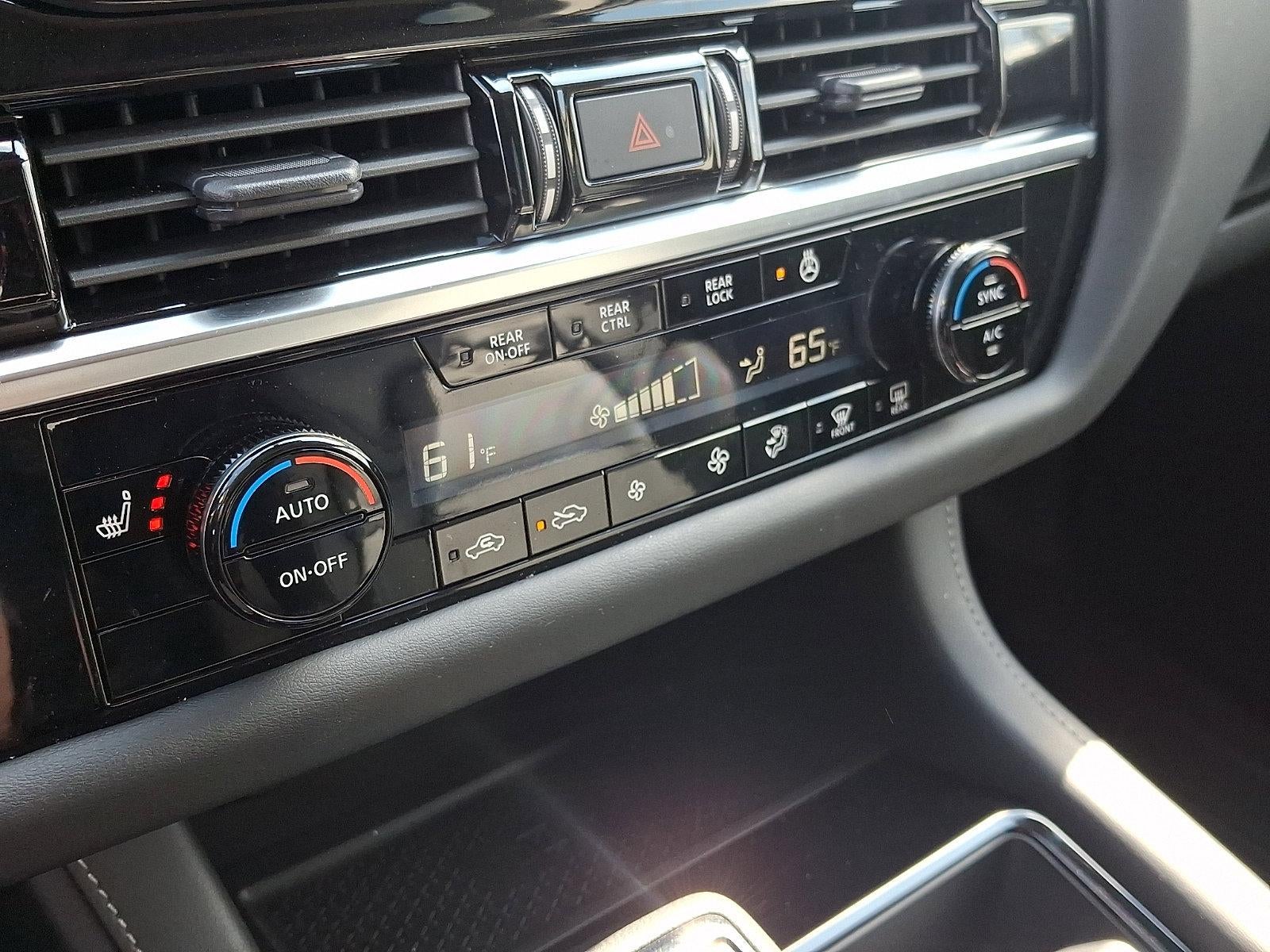 2023 Nissan Pathfinder SL 4WD