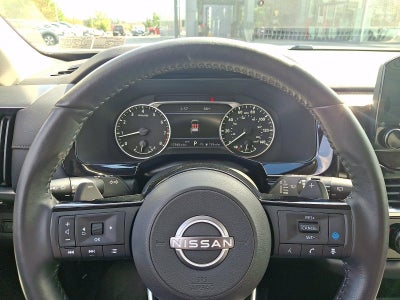 2023 Nissan Pathfinder SL 4WD