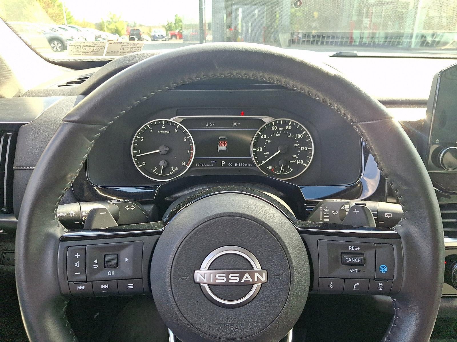 2023 Nissan Pathfinder SL 4WD