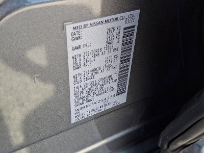 2023 Nissan Pathfinder SL 4WD