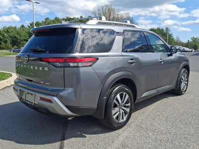 2023 Nissan Pathfinder SL 4WD