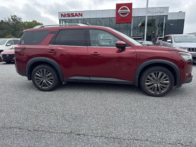 2024 Nissan Pathfinder SL