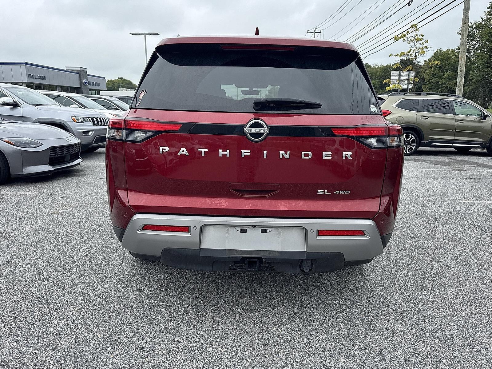 2024 Nissan Pathfinder SL