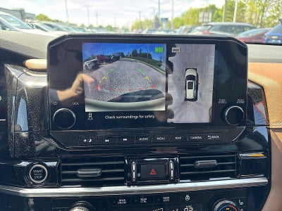 2023 Nissan Pathfinder Platinum