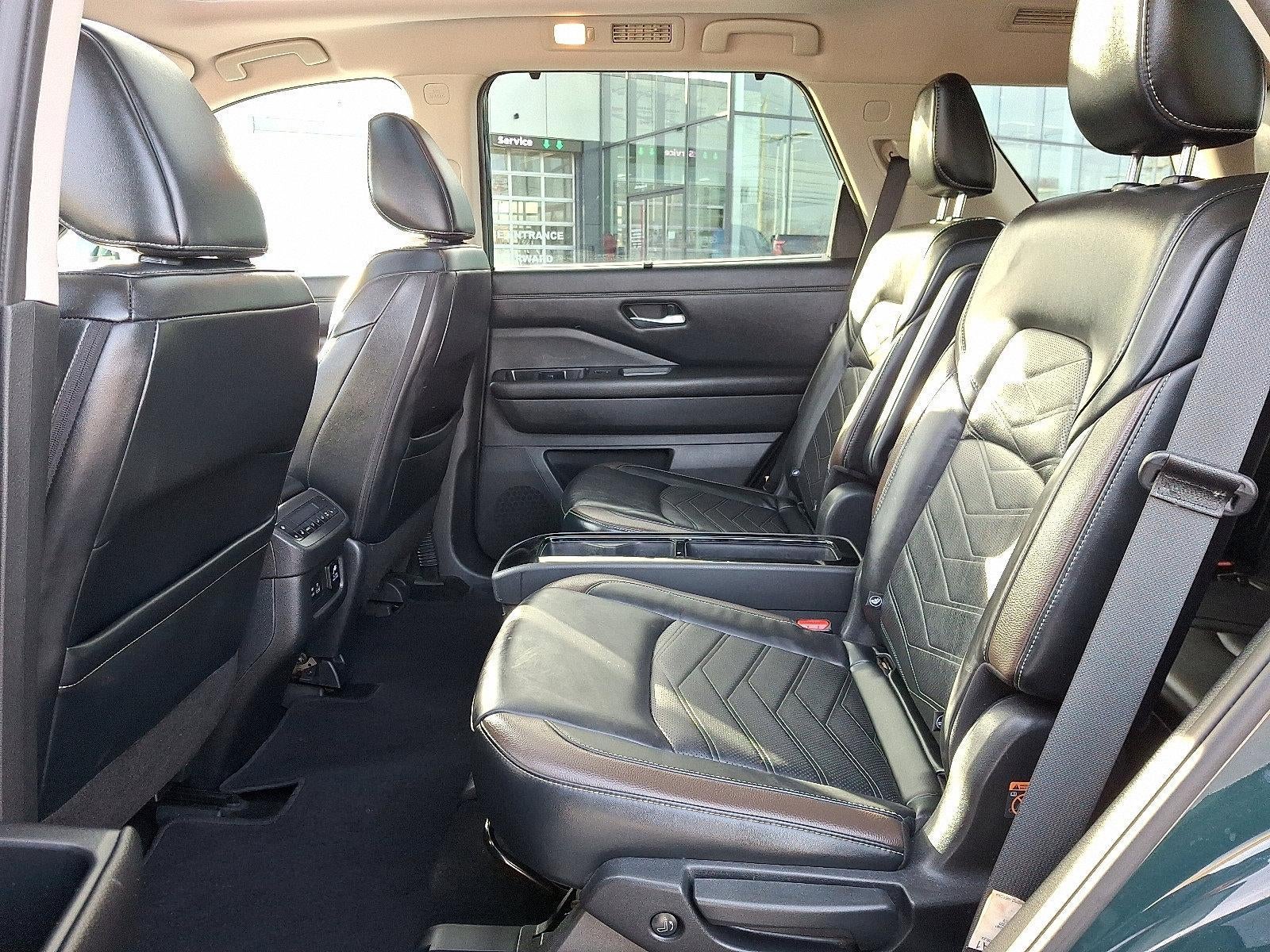 2023 Nissan Pathfinder Platinum