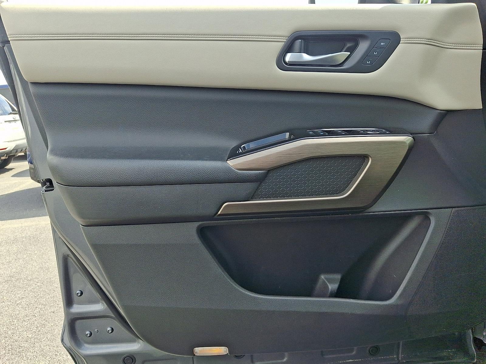 2022 Nissan Pathfinder Platinum