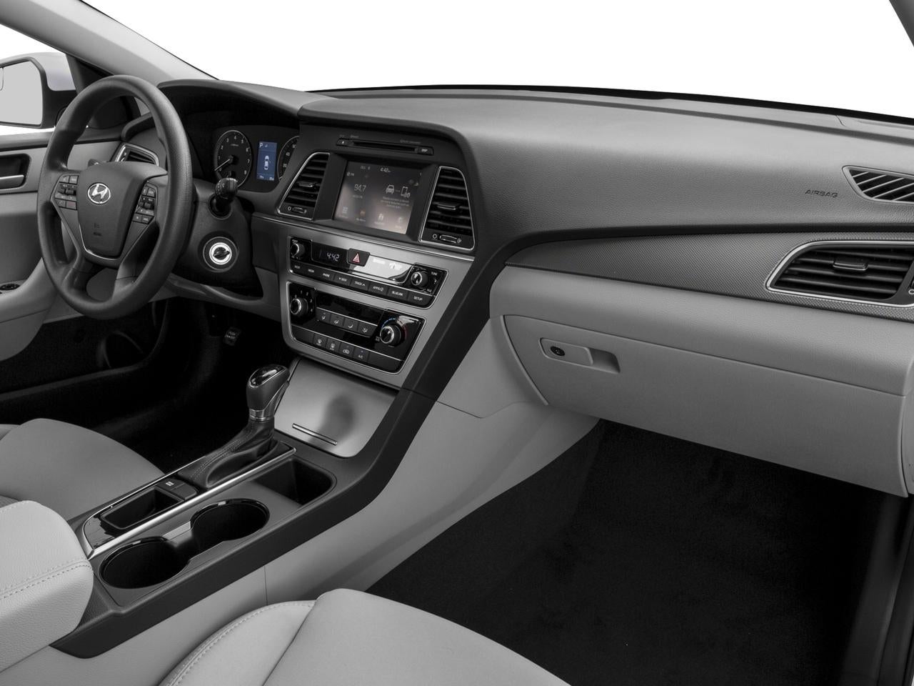 2017 Hyundai SONATA SE 2.4L PZEV