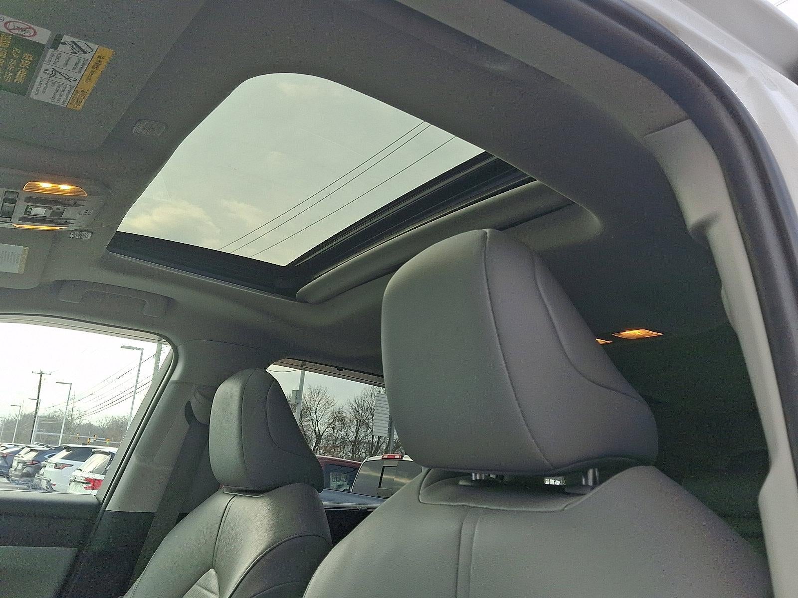 2023 Toyota Highlander Hybrid XLE AWD (Natl)