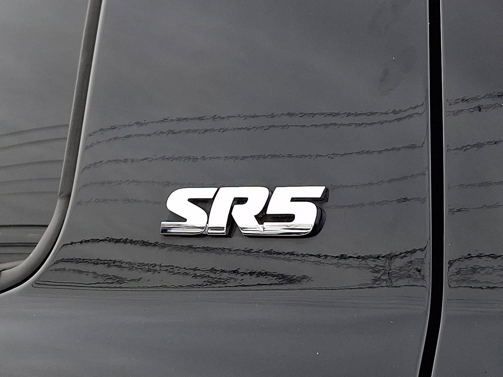 2015 Toyota Tundra 4WD Truck 4WD Double Cab Standard Bed 4.6L V8 SR5 (Natl)