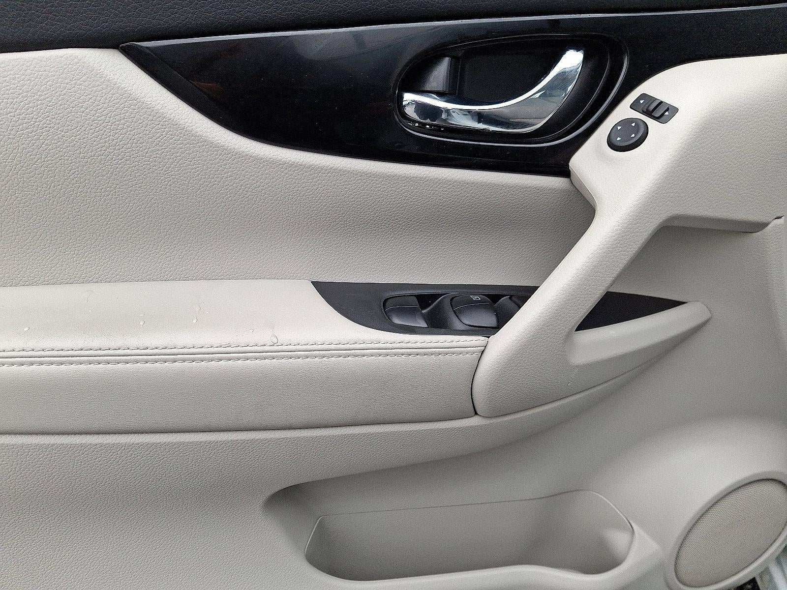 2022 Nissan Rogue Sport AWD SL