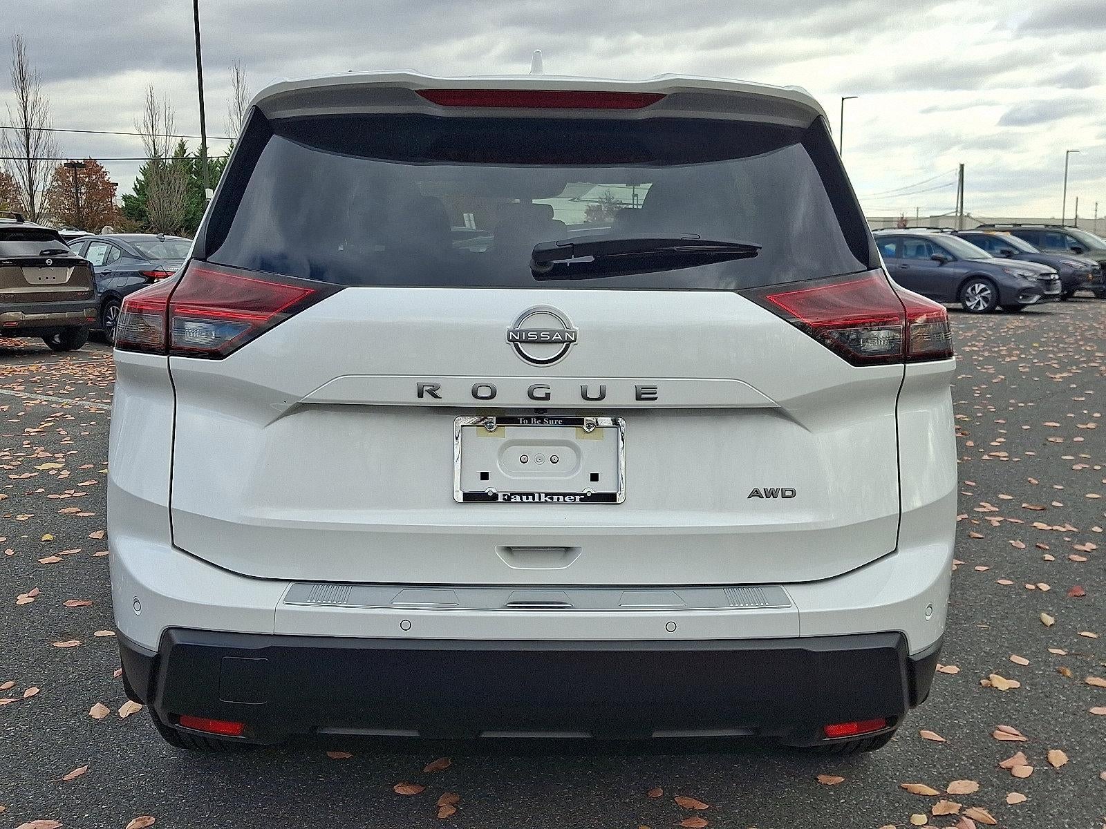 2025 Nissan Rogue SV