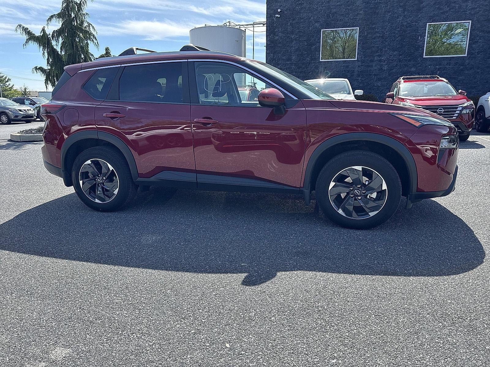 2025 Nissan Rogue SV