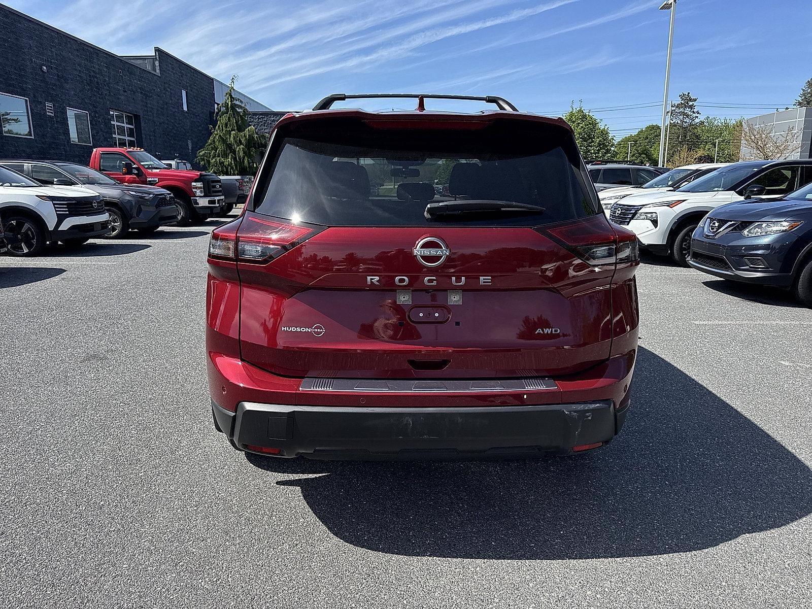 2025 Nissan Rogue SV