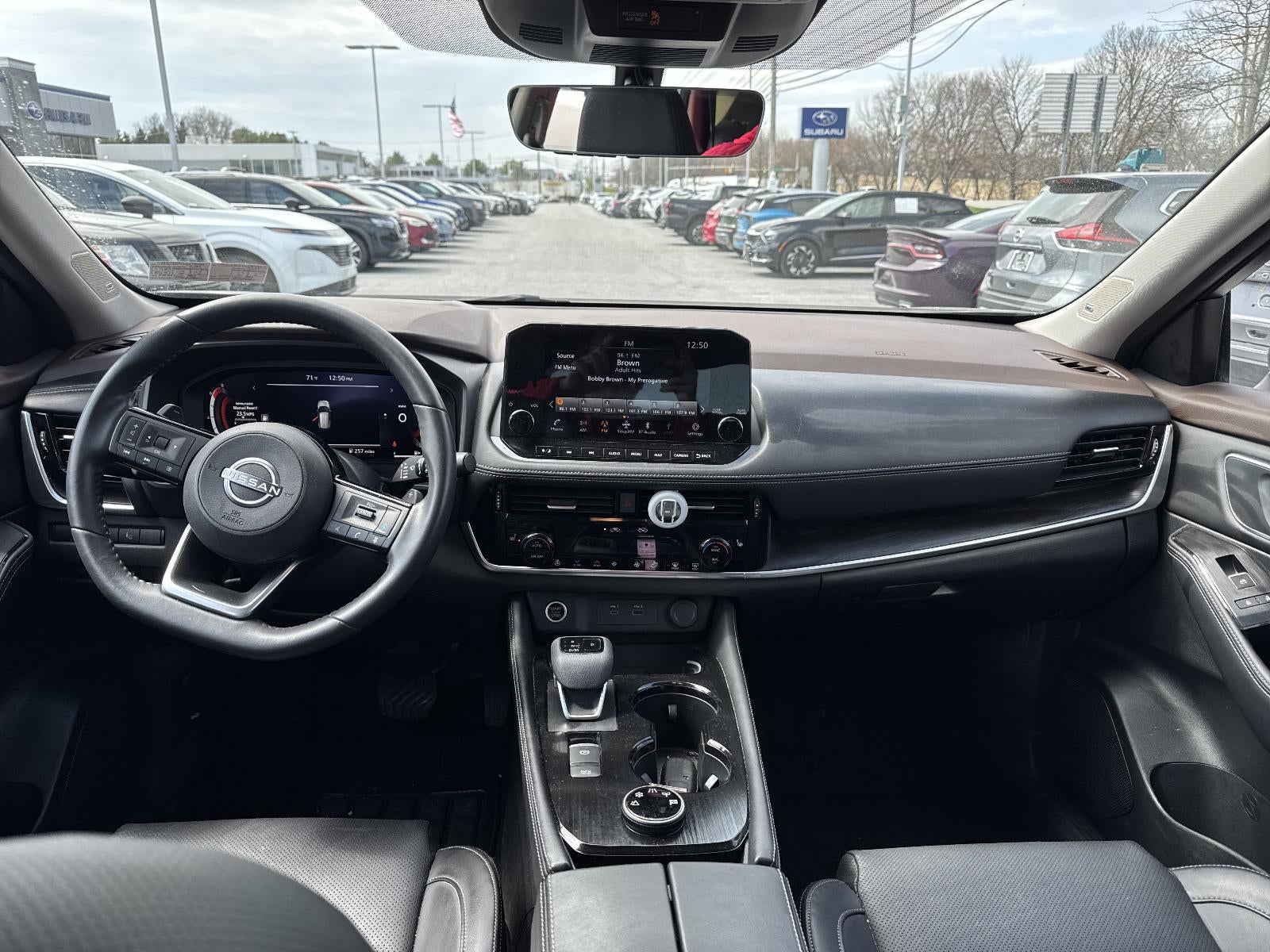 2023 Nissan Rogue AWD Platinum